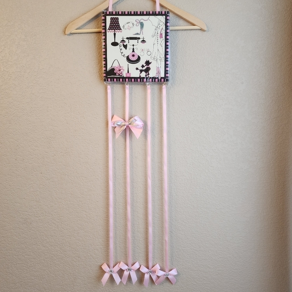 Pink Hair Bow holder NWT